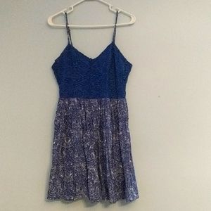 Women's dress
